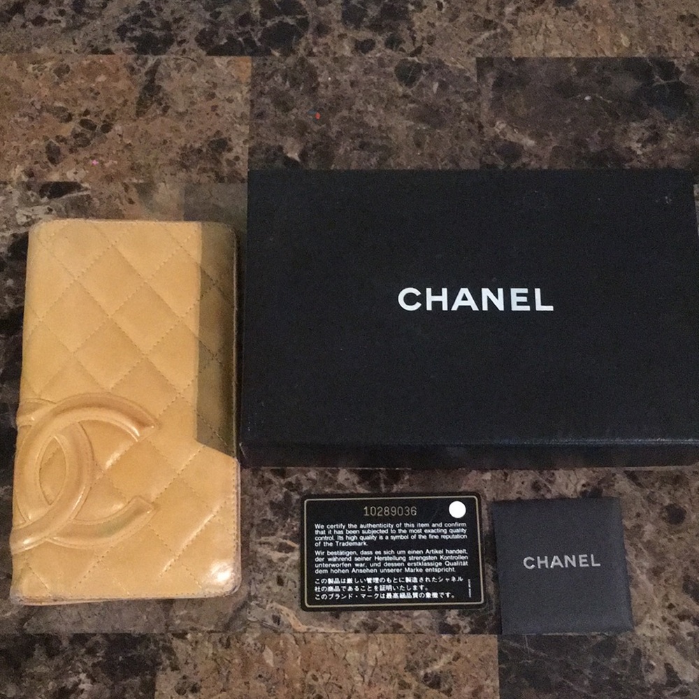 Chanel Canbon wallet